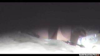 Жопастые бабы с невозбужденным кисками на наудистском пляже перед вуайеристом