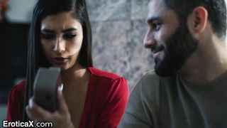 Джианна Диор снимает с парнем эротическое порно на пленку