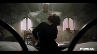 Все откровенные сцены с Анной Гальеной в драме «Черный ангел»